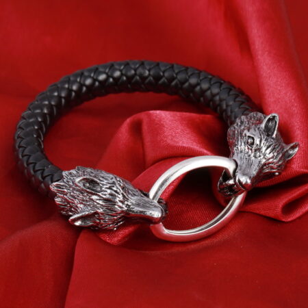Wolf Head Charms Bracelets for Men red